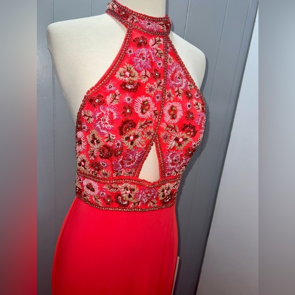 Prom dress/ formal gown Fitted halter evening gown Jersey Material stretch